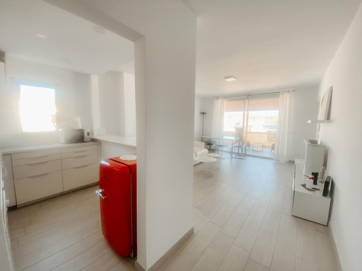 Appartamento The White Heart House - Attic Sea View Los Cristianos  Esterno foto