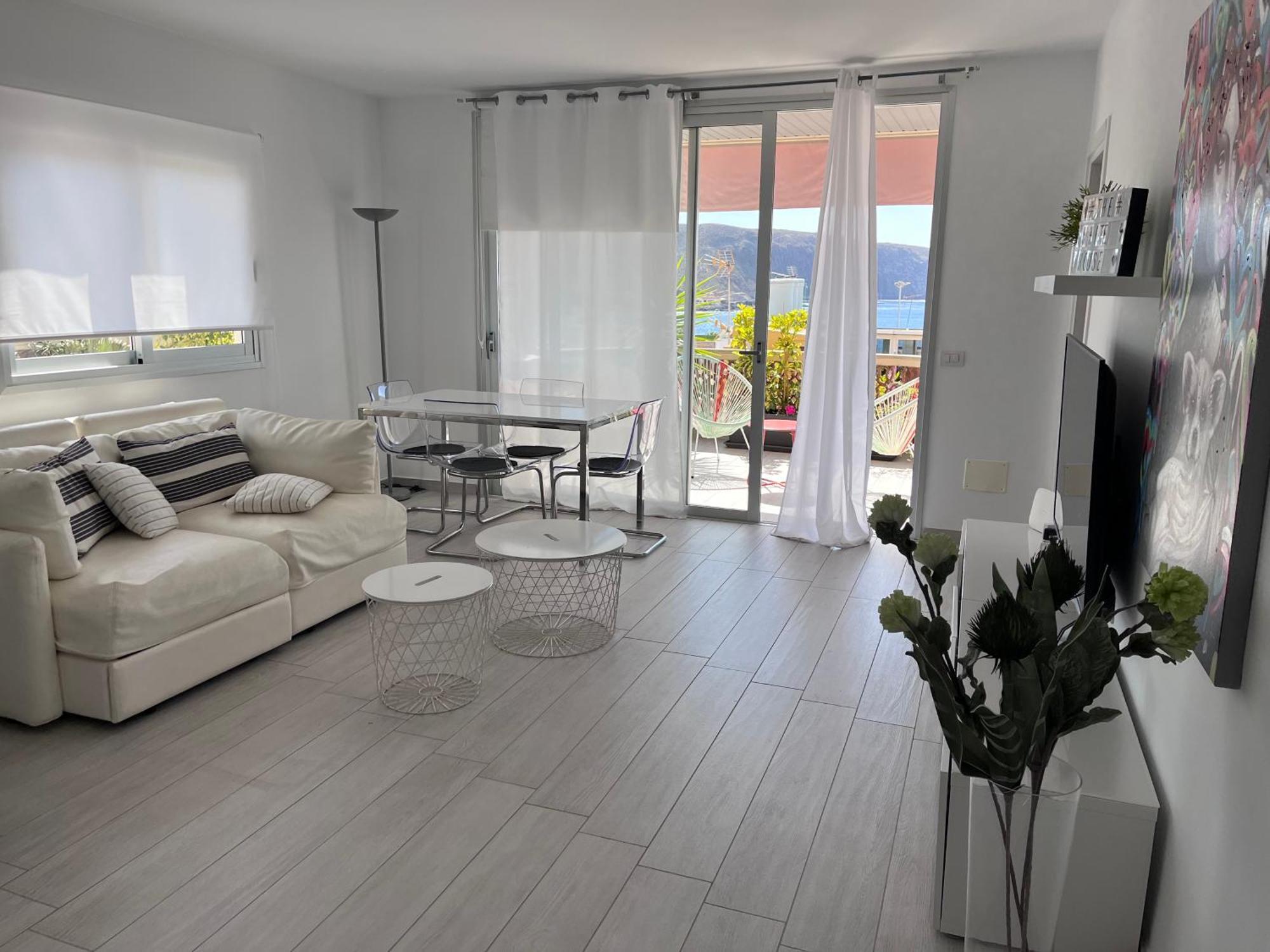 Appartamento The White Heart House - Attic Sea View Los Cristianos  Esterno foto